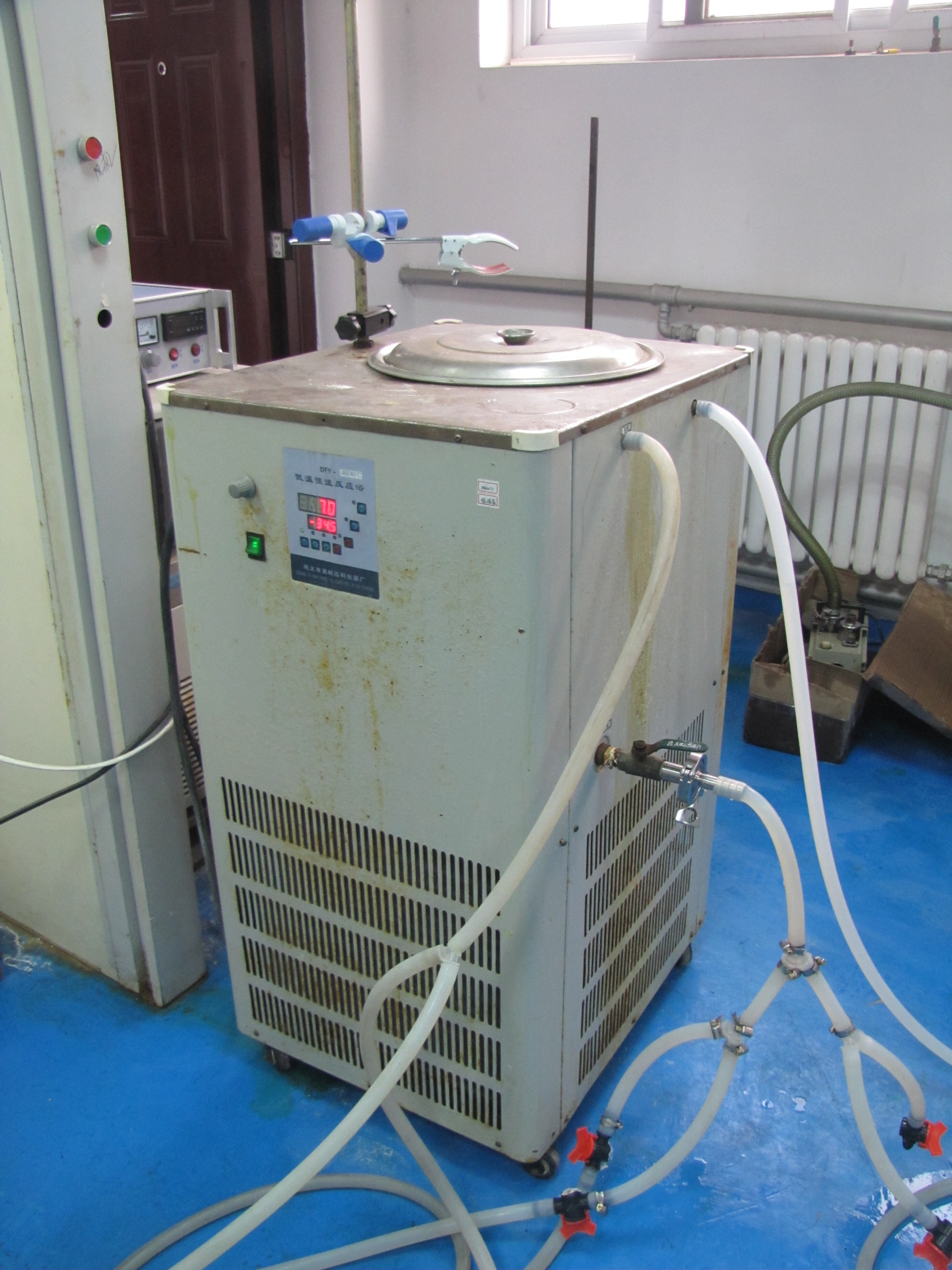 低溫冷凍機(jī)